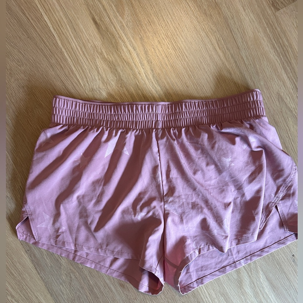 GapFit Mauve Elastic Sports Shorts